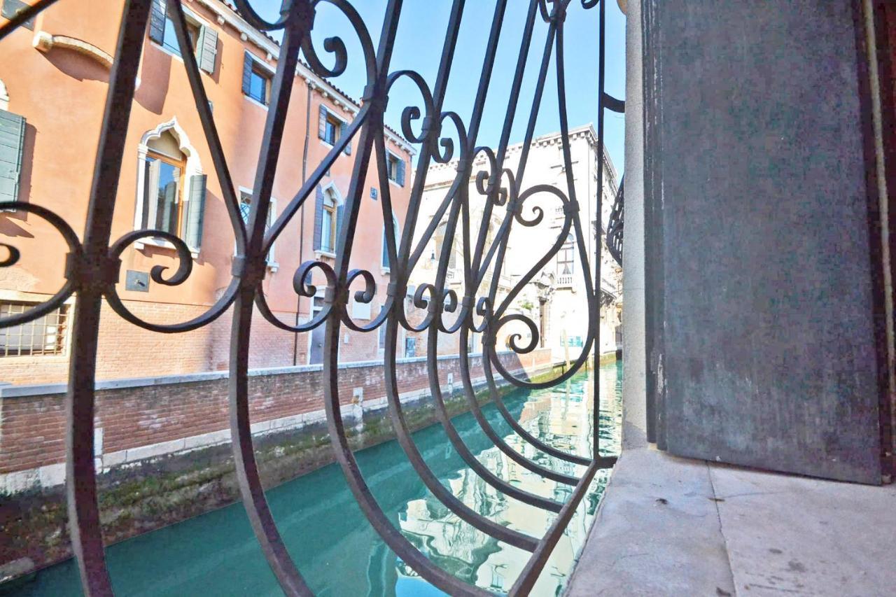 Apartamento San Barnaba On The Canal Venecia